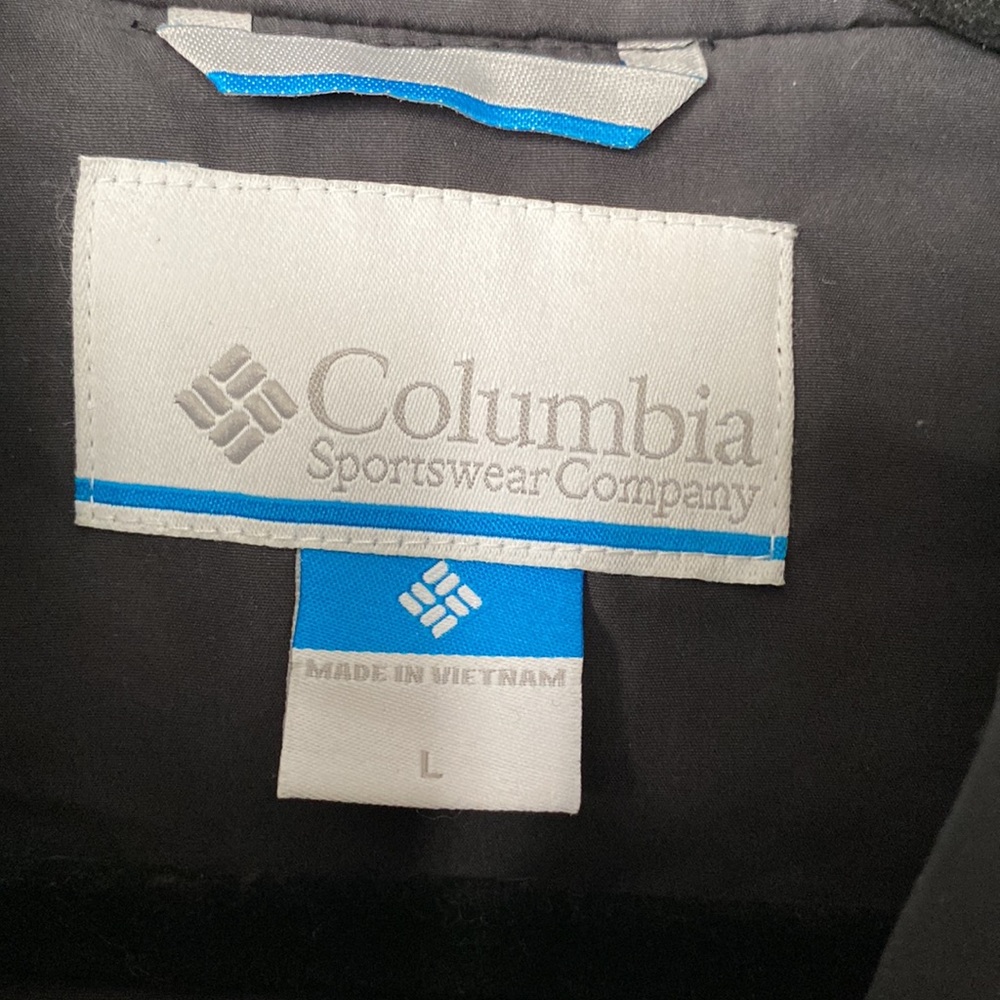 Columbia Winter Jacket - Picture 2 of 9
